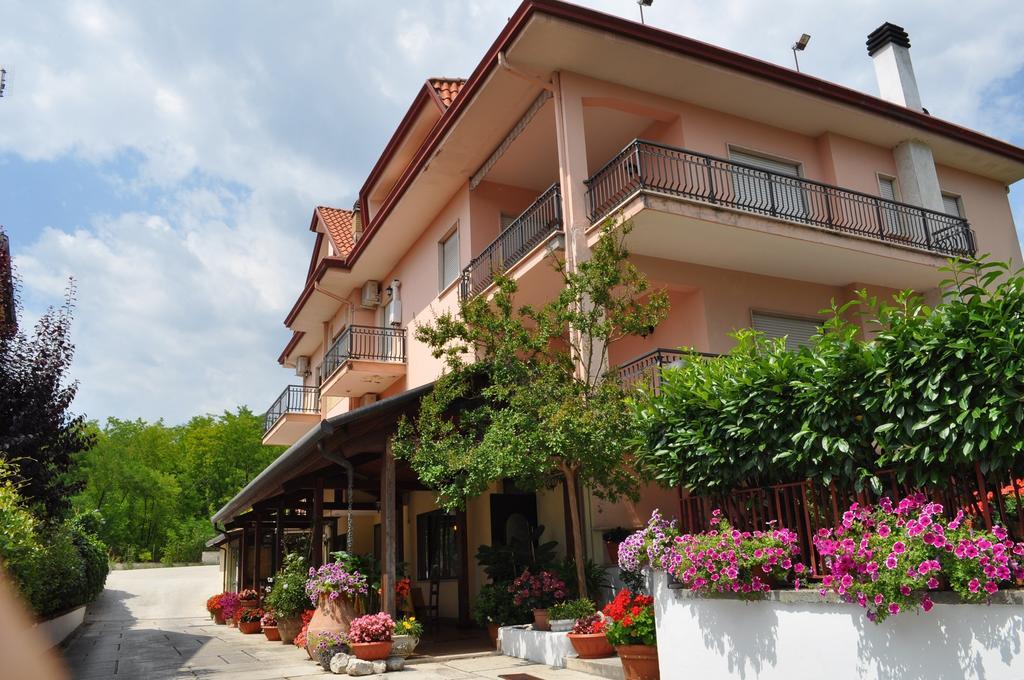 L' Aia Antica Bed & Breakfast Veroli Exterior photo